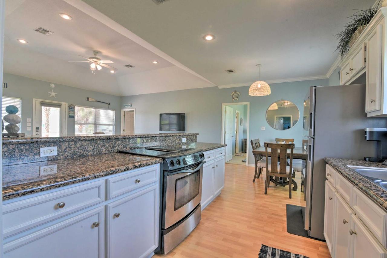 הוילה Bolivar Peninsula Bright Crystal Beach House, Walk To Coast! מראה חיצוני תמונה