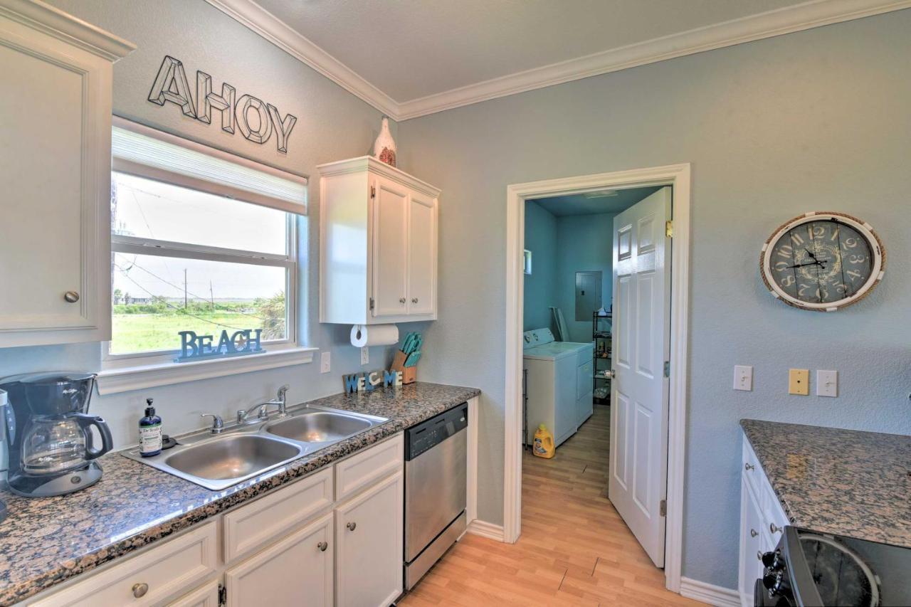 הוילה Bolivar Peninsula Bright Crystal Beach House, Walk To Coast! מראה חיצוני תמונה