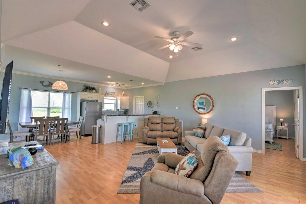 הוילה Bolivar Peninsula Bright Crystal Beach House, Walk To Coast! מראה חיצוני תמונה